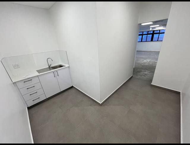 335M² OFFICE TO LET IN CAPE TOWN CITY CENTRE